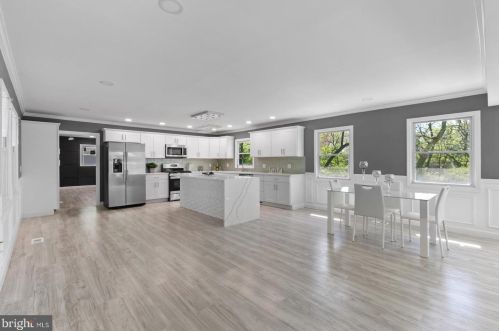 10 Rockland Dr, Willingboro NJ  08046-4003 exterior