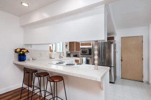 1412 Cottonwood St, Woodland CA  95695-5167 exterior