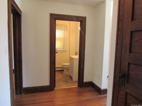 159 South St, Middletown NY  10940-6525 exterior