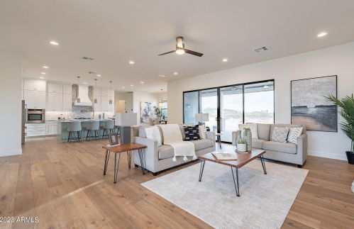 27835 143rd Ln, Sun City, AZ 85387-6695