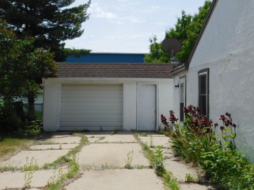 1338 Berner St, Green Bay, WI 54302-2002