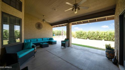 16012 10th St, Phoenix AZ  85022-3100 exterior