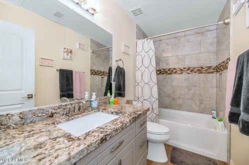 17450 45th St, Phoenix AZ 85032-1553 exterior