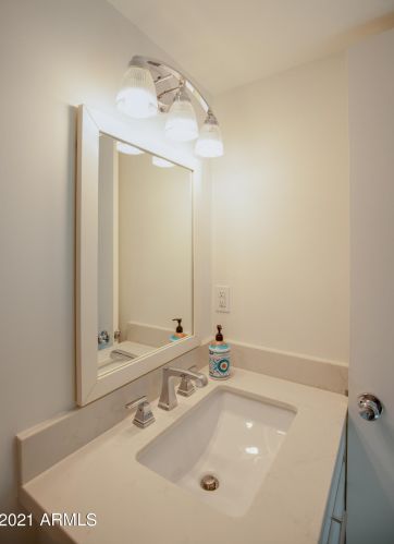 7014 Cypress St, Scottsdale AZ 85257-2855 exterior