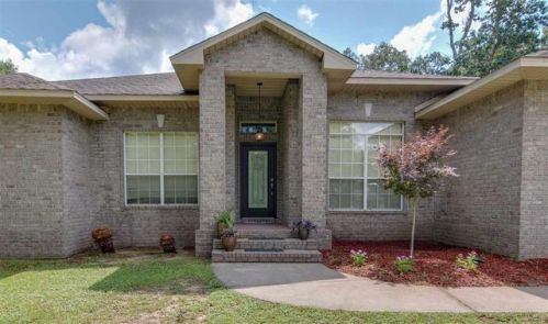 6878 Cedar Lake Dr, Pensacola, FL 32526-9486