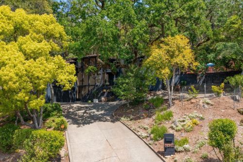 2410 Rancho Cabeza Dr, Santa Rosa CA  95404-2326 exterior