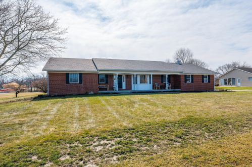 1447 Borror Rd, Darbydale, OH 43123-8972