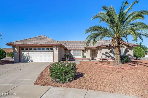 14824 Ravenswood Dr, Sun City, AZ 85375-5704