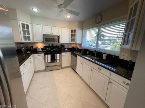245 Quails Nest Rd, Naples, FL 34112-5171