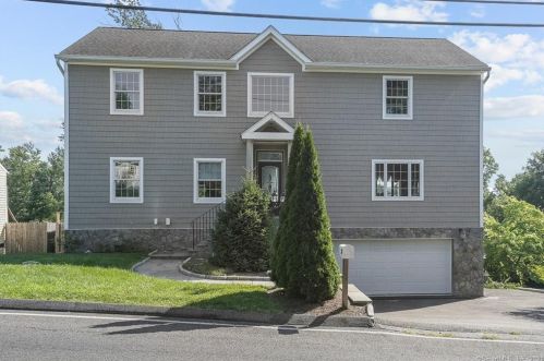51 Candlewood Shores Rd, Brookfield Center, CT 06804-1405