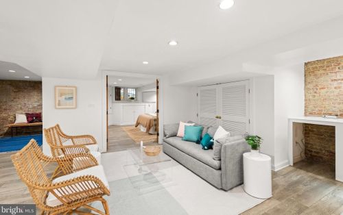 621 A St, Washington DC 20003-1225 exterior