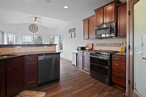 8793 84th St, Kenosha WI  53158-1337 exterior