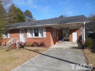 210 Caroline Ave, Smithfield, NC 27577-5204
