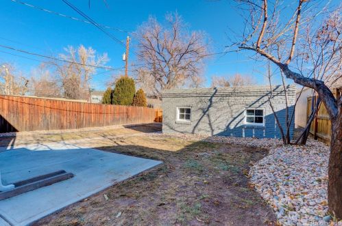 1120 Cook St, Denver CO  80210-2111 exterior