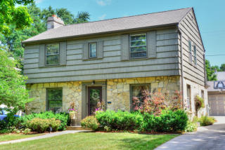 2538 97, Milwaukee WI  53226-1647 exterior