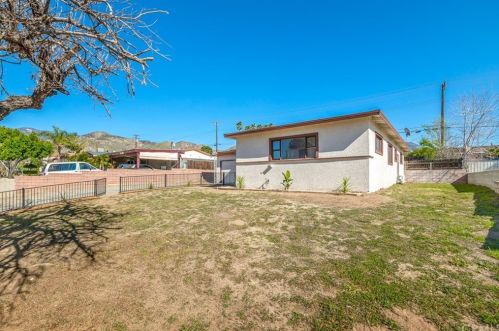 5549 Newbury Ave, San Bernardino, CA 92404-2951