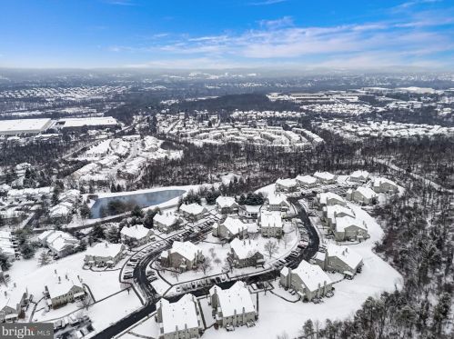 708 Thornhill Dr, Collegeville PA  19426-3955 exterior