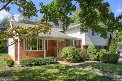 250 Blacksmith Rd, Camp Hill, PA 17011-8418
