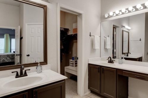 9020 Wheatfield Trl, Fort Worth TX  76179-8154 exterior