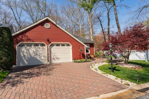 31 Portsmouth Dr, Old Bridge NJ  08857-3116 exterior