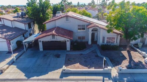 5533 Christy Dr, Glendale, AZ 85304-3889