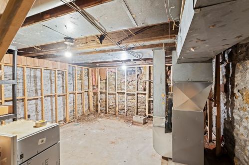 820 Mccandless Ave, Pittsburgh PA 15201-2451 exterior