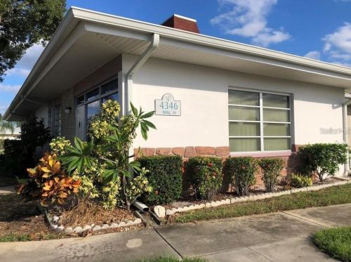 4346 Tahitian Gardens Cir, Tarpon Springs, FL 34691-3734