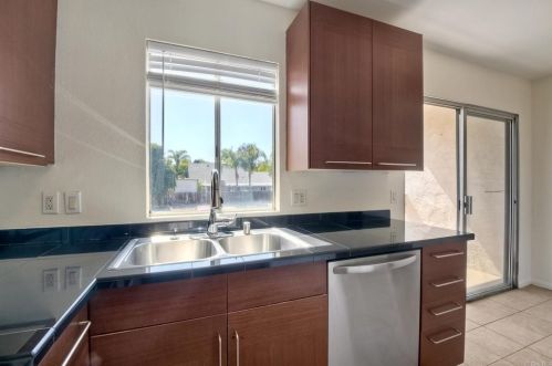 232 Candice Pl, Vista CA  92083-1984 exterior