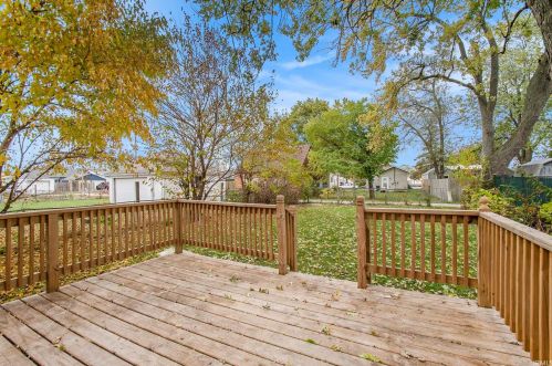 726 Reddick St, Mishawaka, IN 46544-4678
