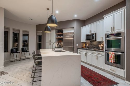 6164 Amber Sun Dr, Scottsdale AZ 85266-7035 exterior