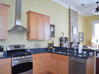 2215 General Pershing St, New Orleans LA  70115-5439 exterior