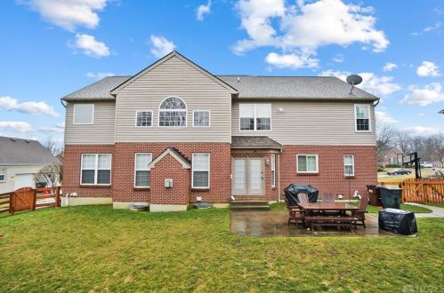 266 Forest Edge Dr, South Lebanon OH  45065-8736 exterior