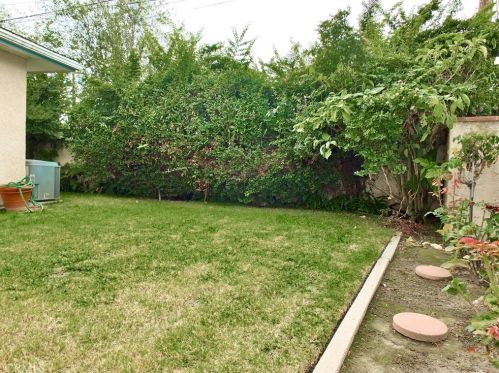 2277 San Vicente Ave, Long Beach CA  90815-2153 exterior