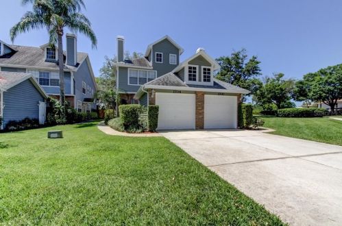 2704 Hamble Village Ln, Palm Harbor, FL 34684-2759