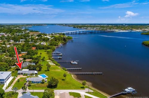 789 31st St, Palm City FL  34990-2941 exterior