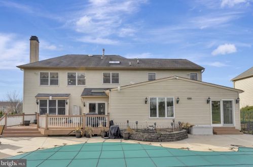 2037 Carmel Dr, Jamison PA  18929-1438 exterior