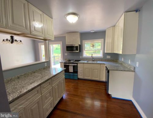 364 Adrian Rd, Collegeville PA  19426-1602 exterior