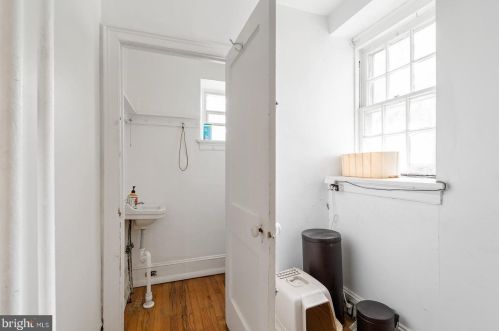 232 Cliveden St, Philadelphia PA 19150-3309 exterior