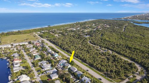 914 Shorewinds, Fort Pierce FL 34949-1537 exterior