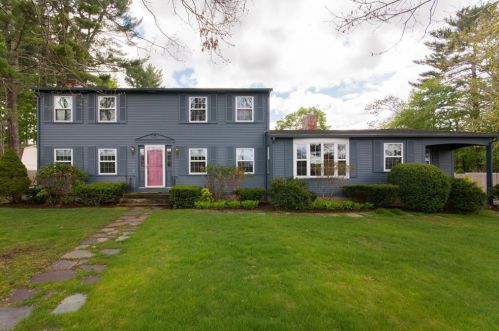 83 Wood Cove Dr, Coventry, RI 02816-6613