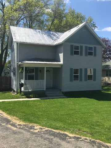 614 9 St, West Baraboo WI  53913-1753 exterior