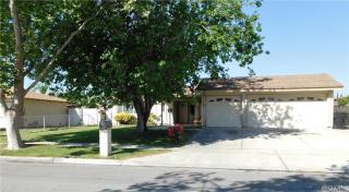 9560 Sycamore Dr, Fontana, CA 92335-5446