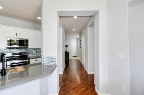 9674 Two Harbors Dr, Elk Grove CA  95624-4491 exterior