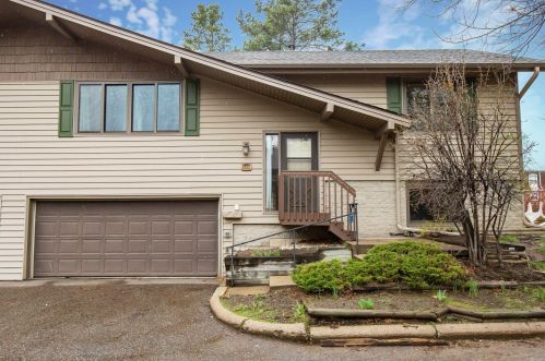 1570 Bellows St, Saint Paul, MN 55118-3314