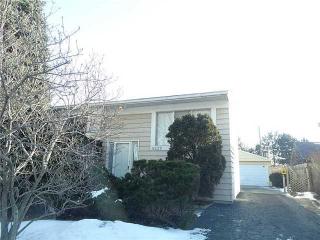 4117 Hermosa Ave, Toledo, OH 43607-2409