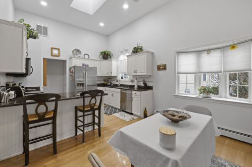 78 Marshview Cir, Seabrook NH 03874-4686 exterior