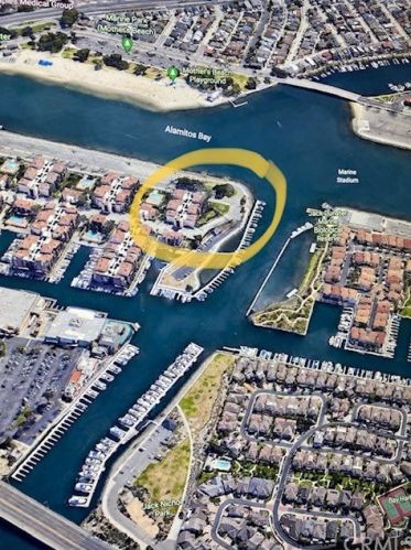 5313 Marina Pacifica Dr, Long Beach, CA 90803-3814