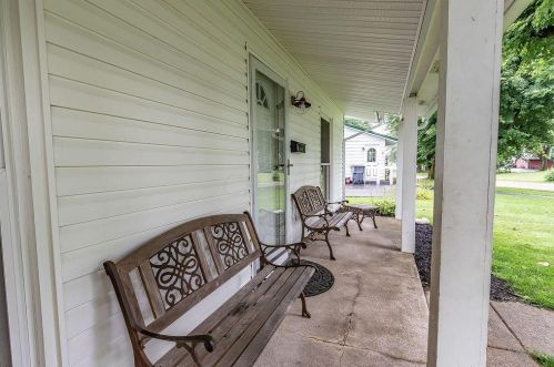 192 Saratoga Dr, Johnstown, OH 43031-1142