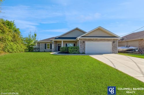 607 13th St, Lynn Haven, FL 32444-2709