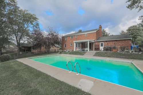 305 Heidi Ln, Milford, OH 45150-1815